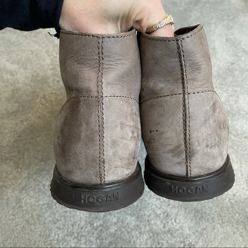 Hogan Brown Taupe Nubuck Desert Lace Up Chukka Boots Size 7.5